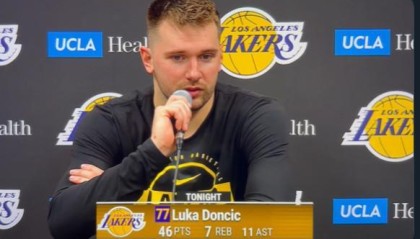 开云体育官网-东契奇谈砍46分：雷迪克可能因我25次出手生气，开玩笑的